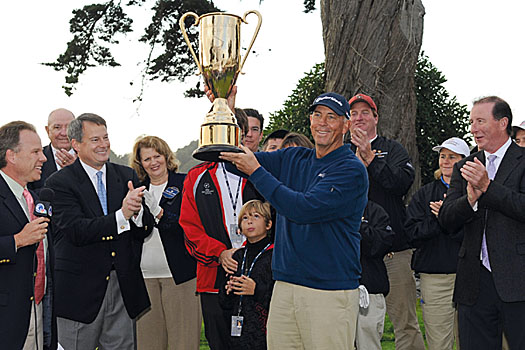 Tom Lehman hoists the Charles Schwab Cup in 2011