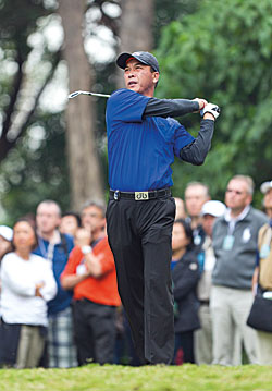 Zhang Lian-wei in action