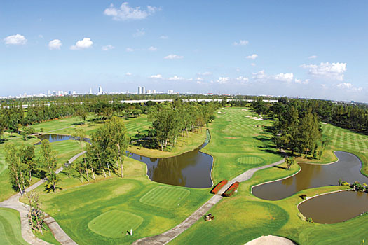 Muang Kaew Golf Course benefitted from a 2003 renovation by Schmidt & Curley