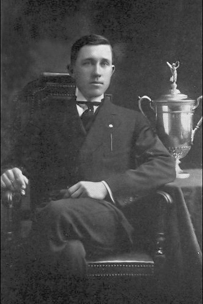 McDermott with the US Open trophy