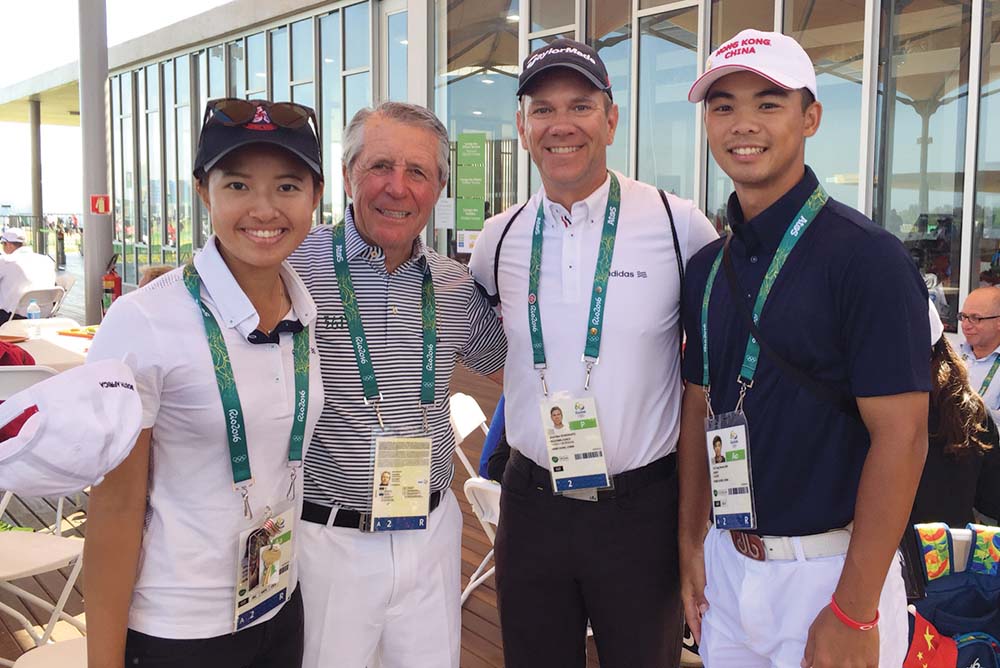 The South African spent time with Tiffany Chan, National Coach Brad Schadewitz and Steven Lam during the Olympic Games in Rio