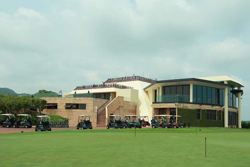 The clubhouse offers a panoramic view
