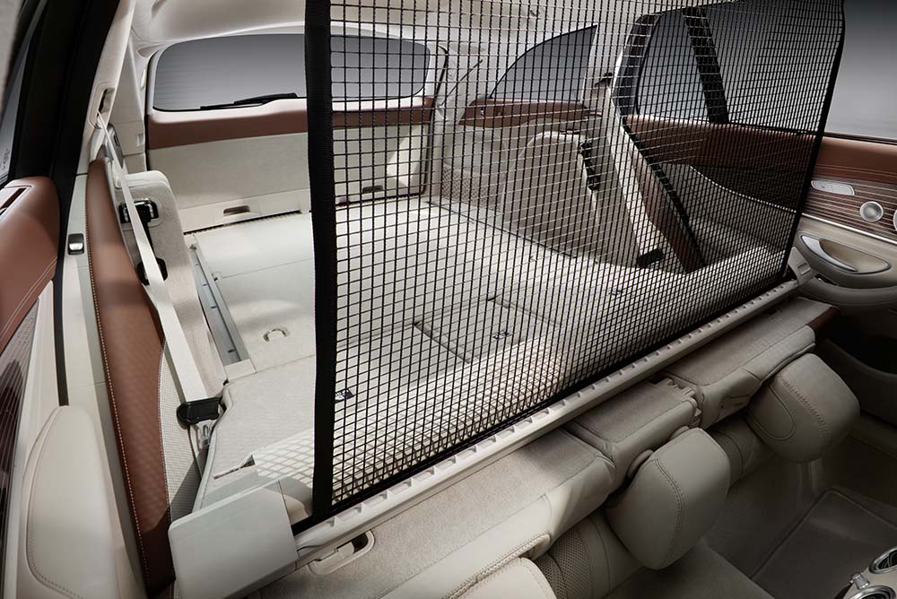 The E-Class Estate's load compartment is one of the biggest in the segment