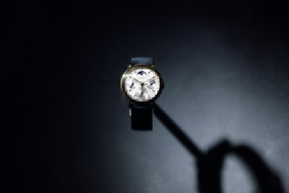 A new exhibition of exceptional vintage and contemporary timepieces