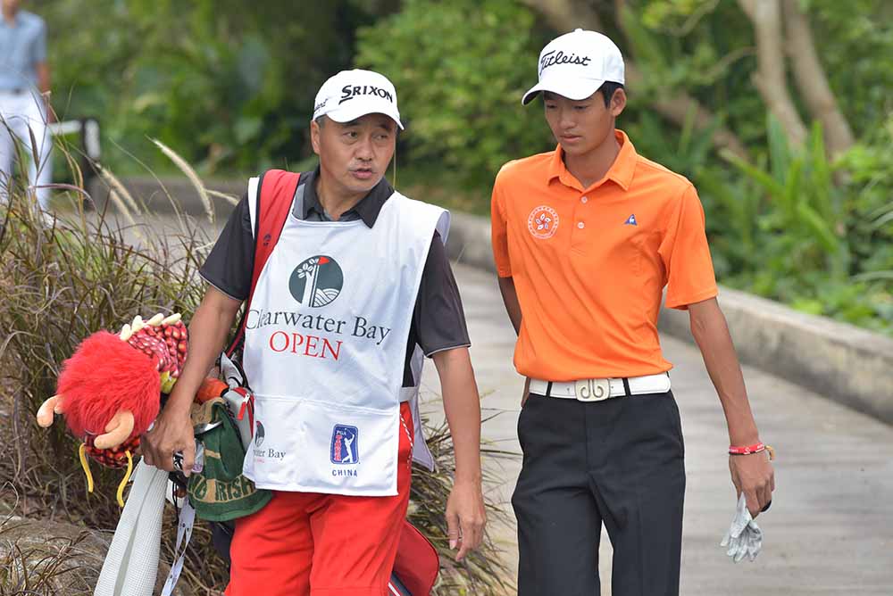 Taichi with his father Victor once again on his bag