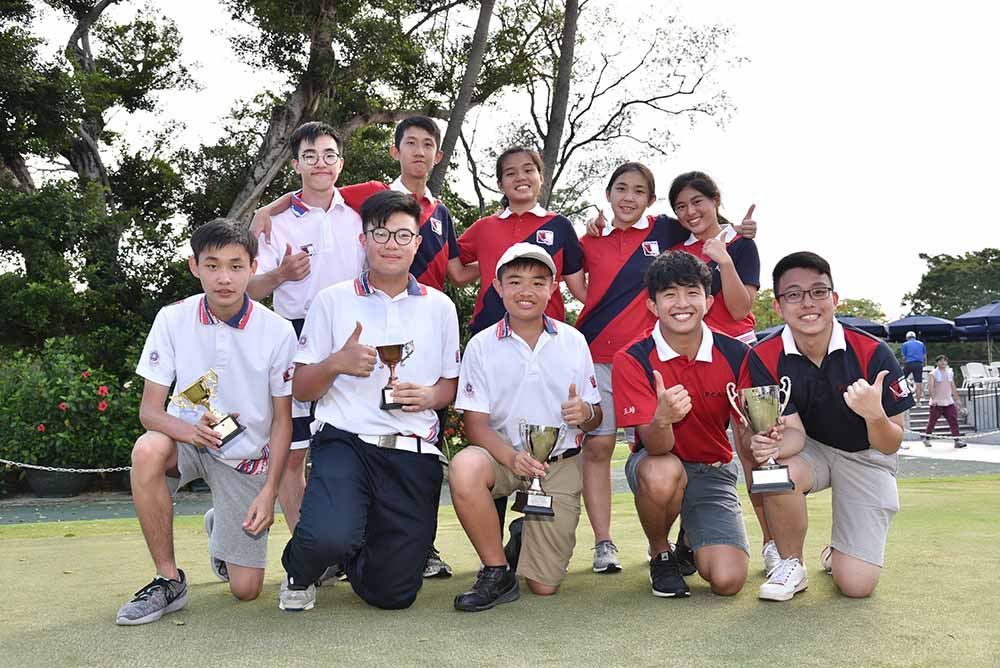 Pui Ching Middle School (Team 1) won the School Team Award for Grade A