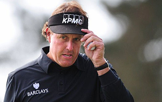 Phil Mickelson finishes with a six-over 76