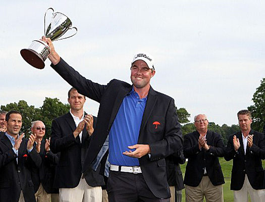 Marc Leishman fires an eight-under 62 in the final round