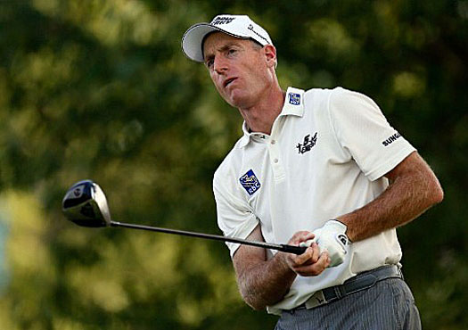 Jim Furyk reaches 11-under 199 and has a one-shot lead