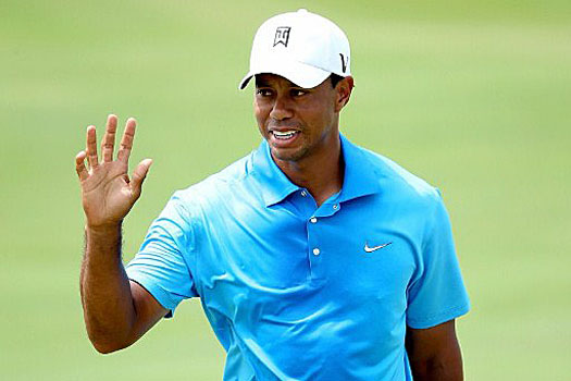 Tiger Woods birdies two of his first four holes