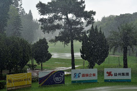 Play would resume on Sunday morning