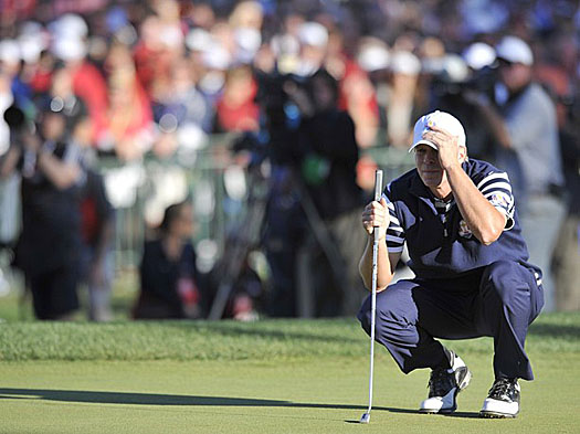 Steve Stricker continues to struggle