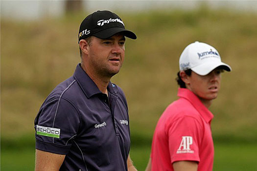 Peter Hanson and Rory McIlroy stay ahead of the pack