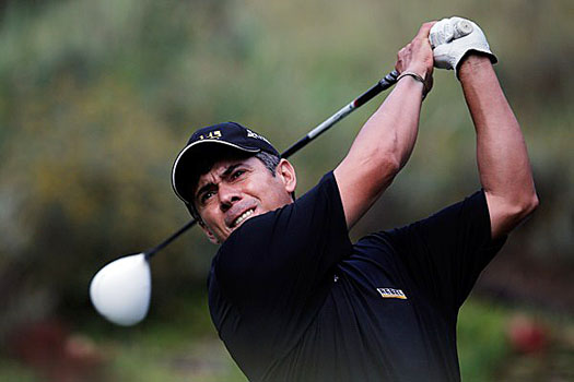 Adilson da Silva cards a 10-under-par 62 in the first round