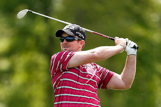 Steve Wheatcroft hits a second-straight 67