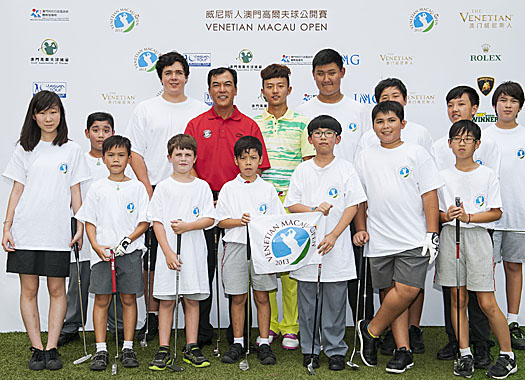 (From left): Top Macanese amateur Xiao Jie-yu, two-time Macau Open Champion Zhang Lian-wei and winner of the 2013 ‘Zhang Lian-wei’ Cup winner Yang Zi-hao