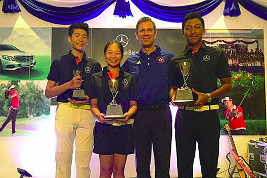 Cyrus Lee, Mimi Ho, national coach Brad Schadewitz and Leon D’Souza