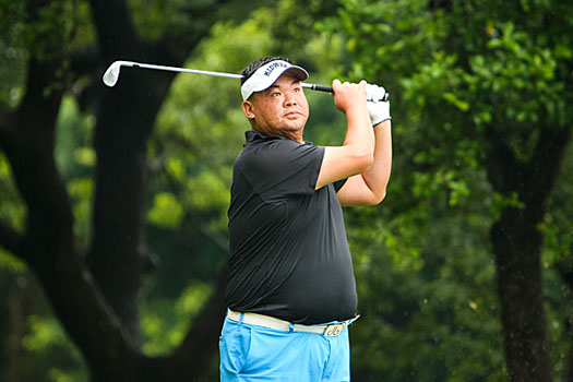 Wong Woon-Man shoots a second-round 69